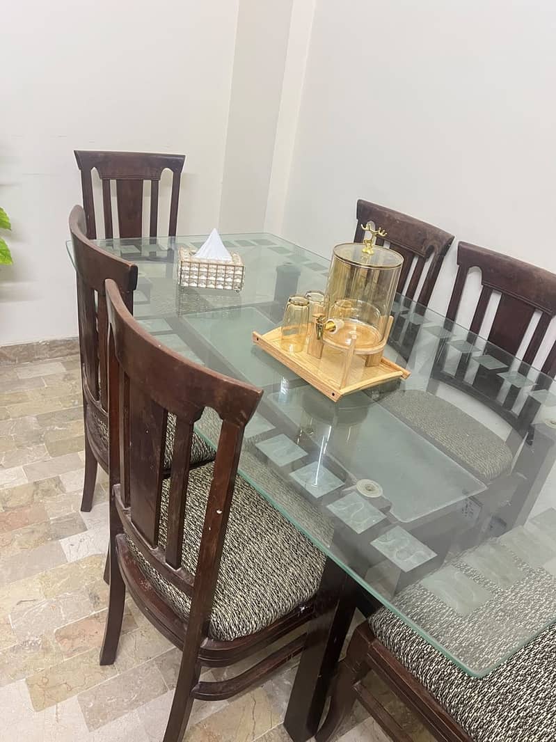6 Seater Dinning Table 5