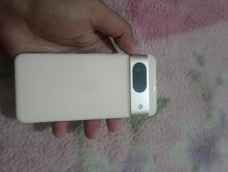 Google pixel 8 0