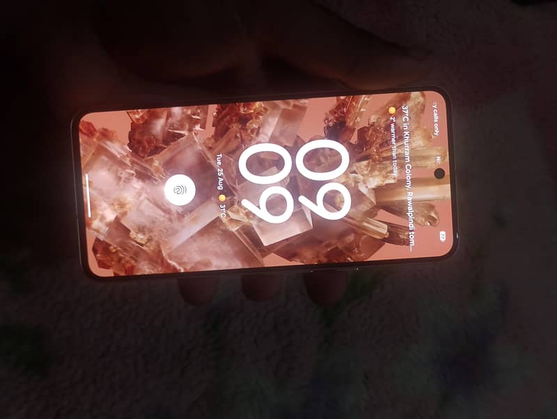 Google pixel 8 4