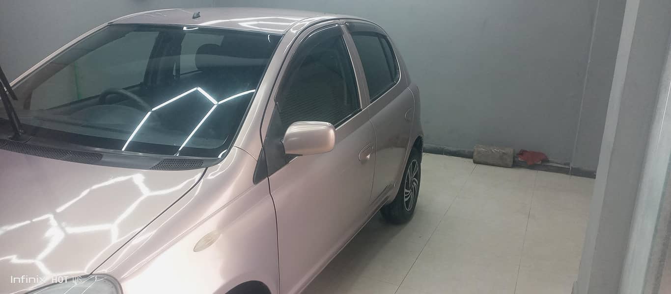 Toyota Vitz 2
