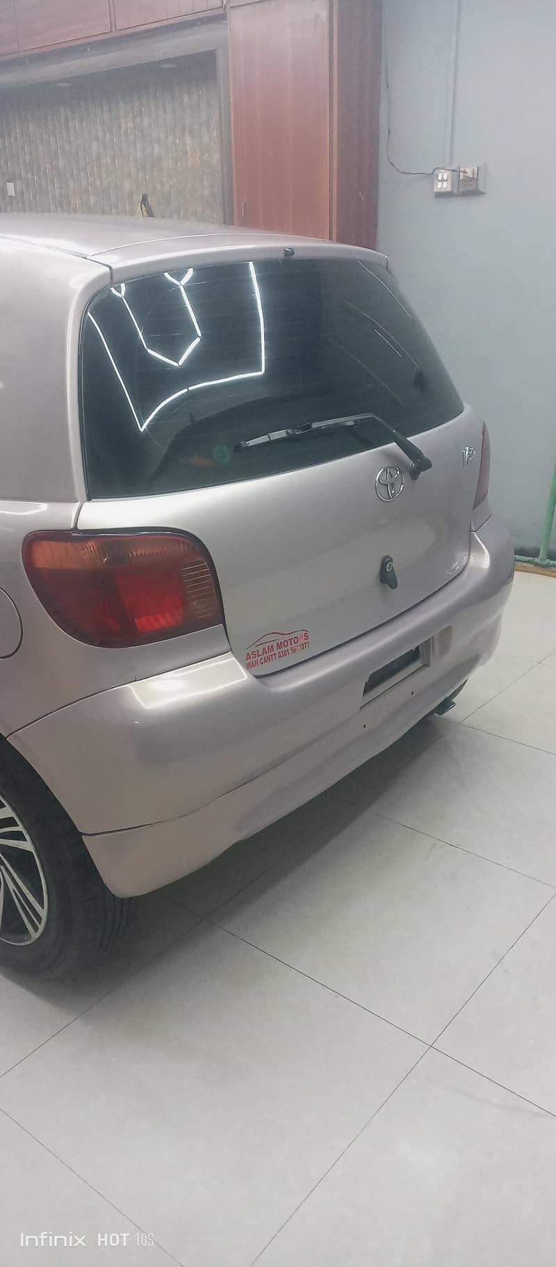 Toyota Vitz 3