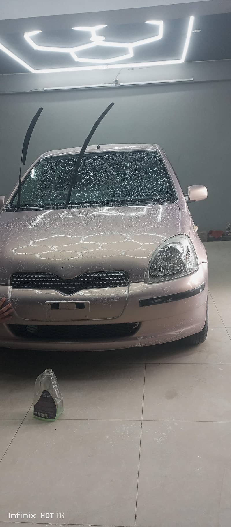 Toyota Vitz 5