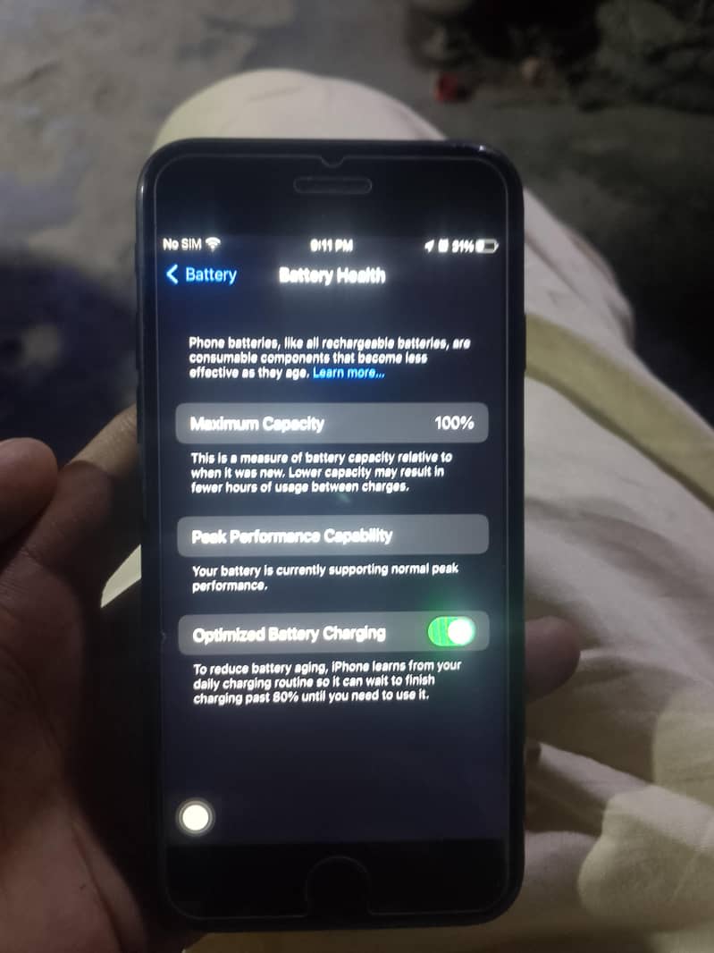 Apple iPhone 7 2