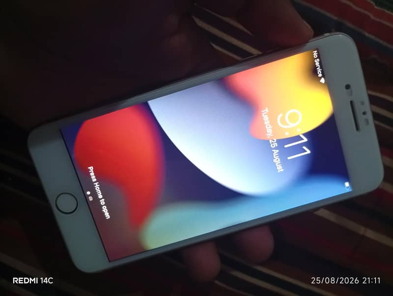 Apple iPhone 7 Plus 1