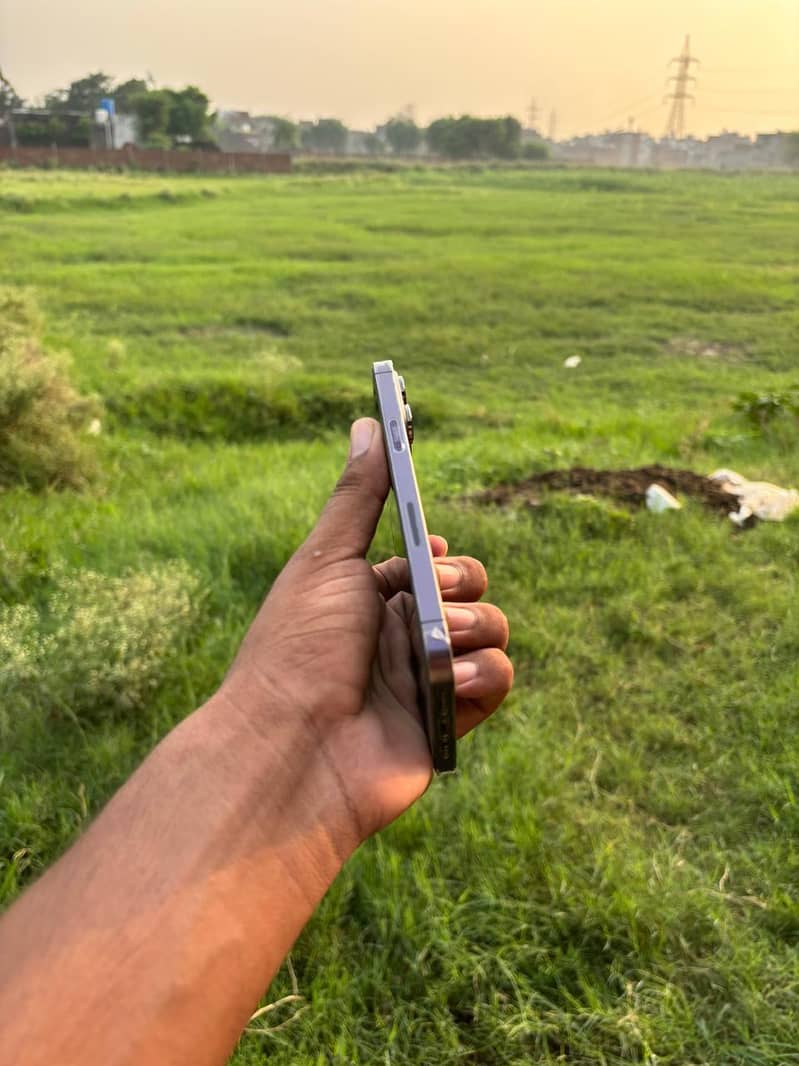 Apple iPhone 14 Pro Max 3