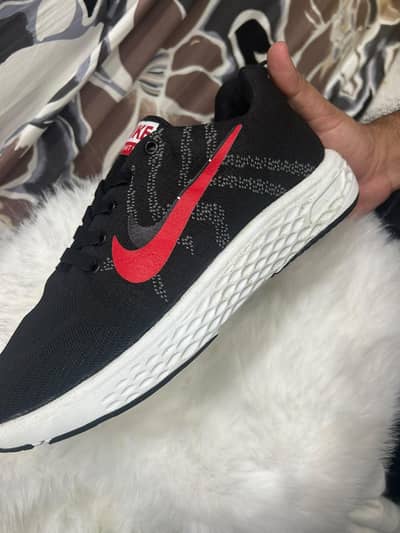 brand new joggers/sneakers