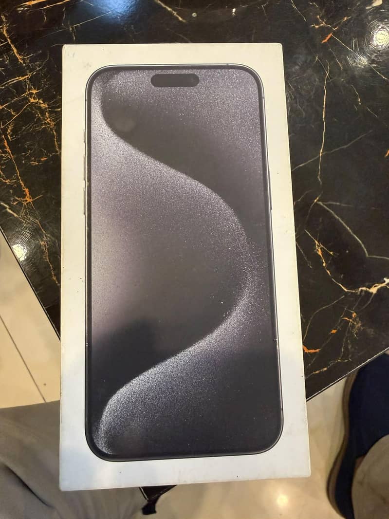 Apple iPhone 15 plus 1