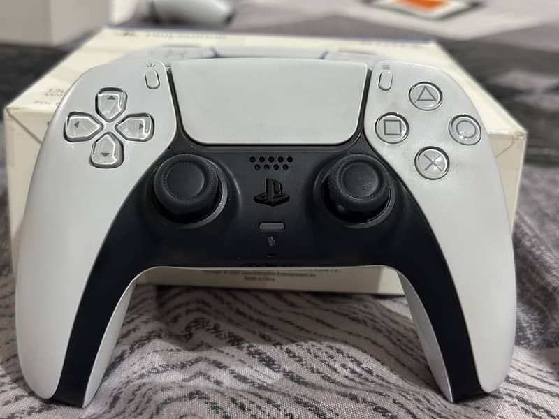 PS5 CONTROLLER WHITE COLOR 0