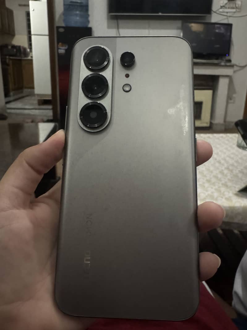 Tecno CAMON 50 pro 1