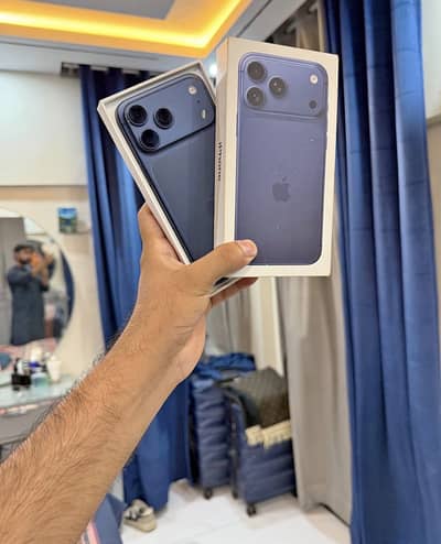 Apple iPhone 17 Pro Max jv