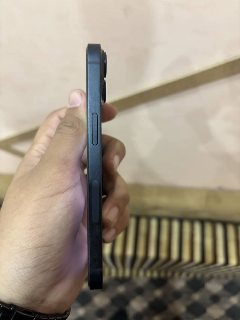 Apple iPhone 14 2