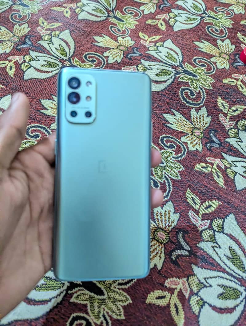 One Plus 9R 4