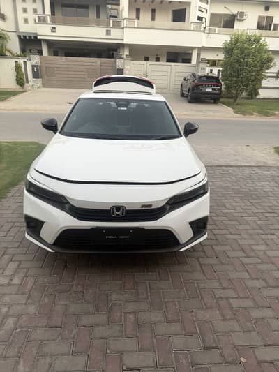 Honda Civic RS 2025 turbo in white colour
