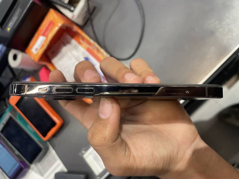 Apple iPhone 12 Pro 5
