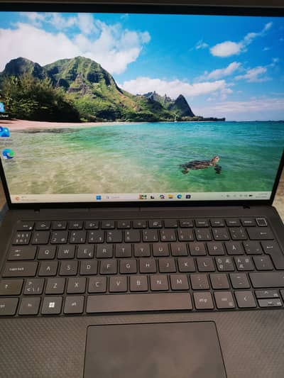 Dell Precision 5480 | 8GB RTX 2000 ada | i7 13th | 32GB 6000 Mt/s Ram