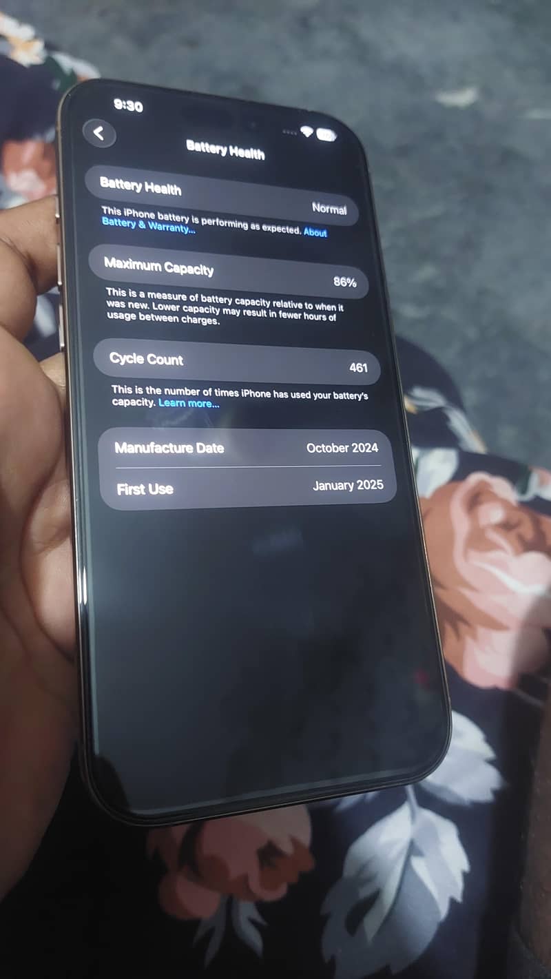Apple iPhone 16 Pro Max 4