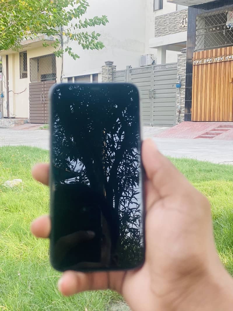 Apple iPhone 11 2