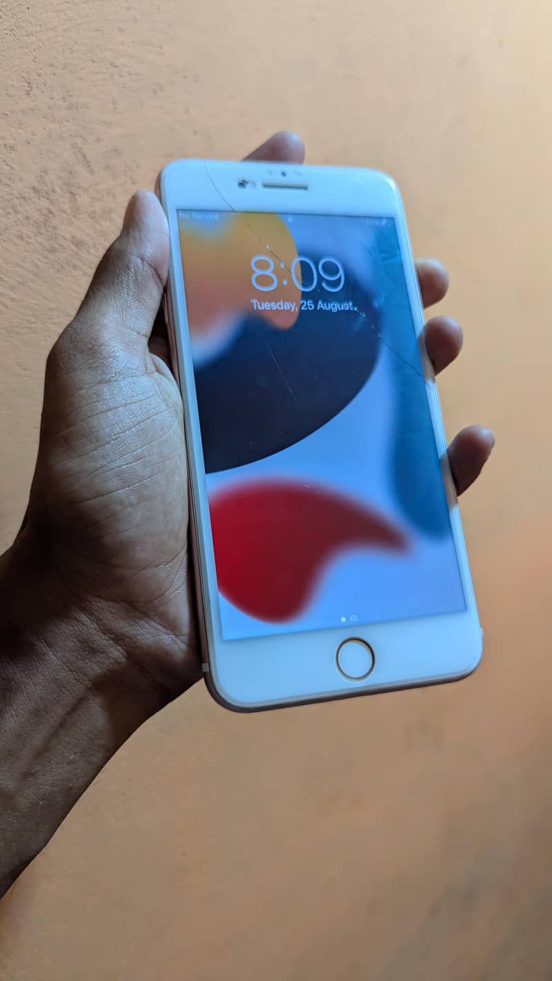 Apple iPhone 7 Plus 2