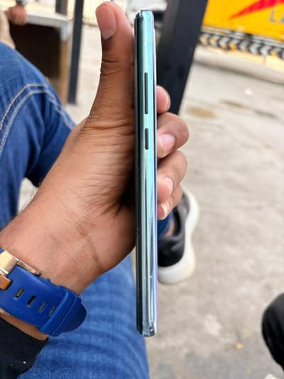 Vivo S1