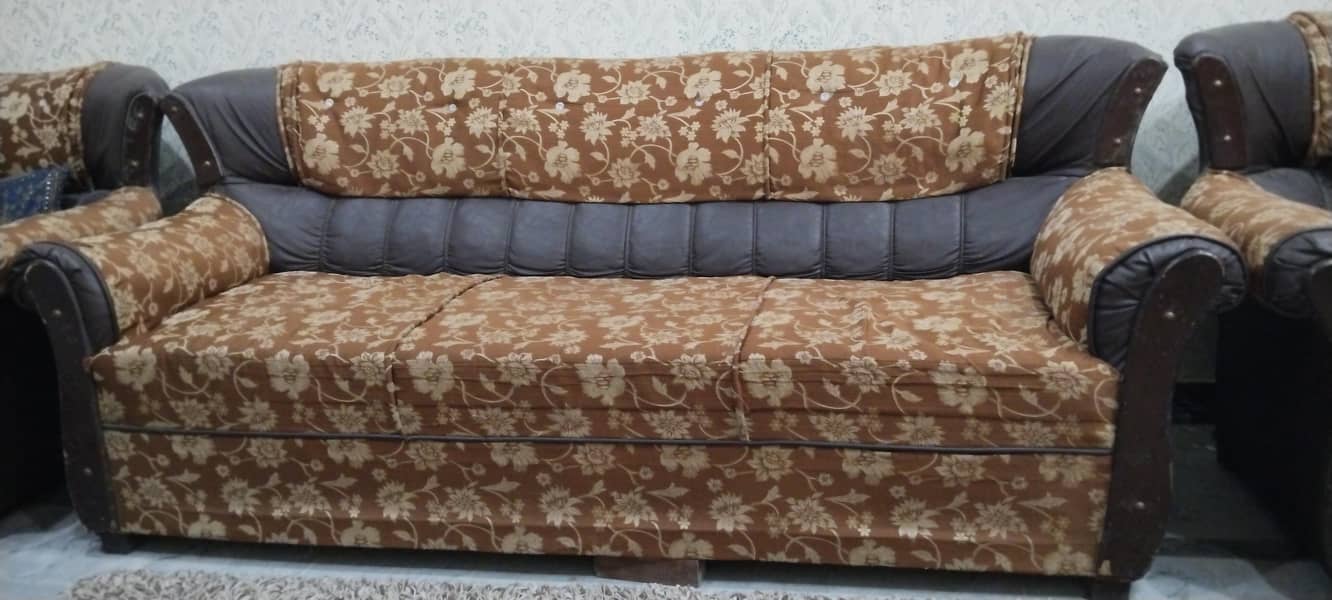 Sofa set 0
