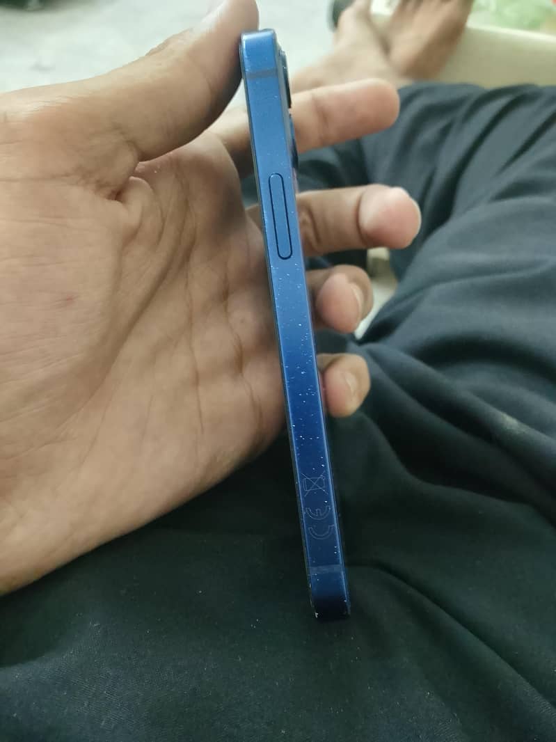 Apple iPhone 12 mini 2