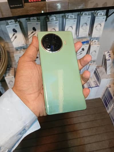 Tecno Spark 20 Pro Plus