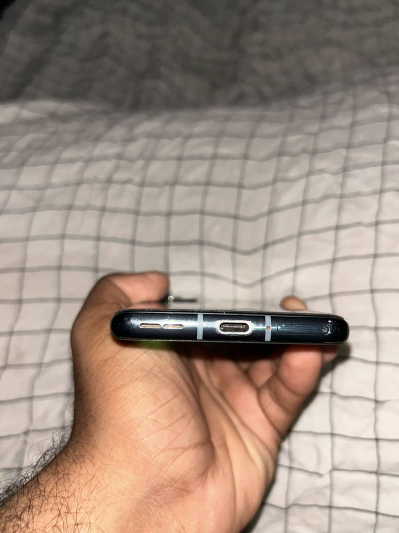 One Plus 9 Pro 6