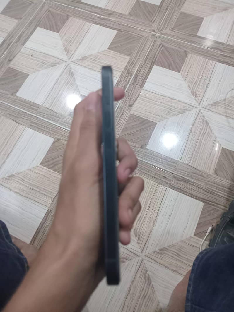 Apple iPhone 15 1