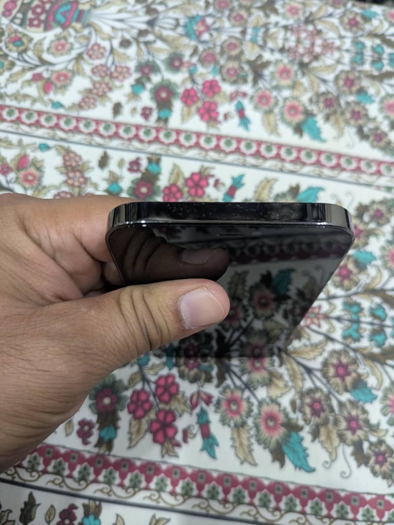 Apple iPhone 12 Pro 4