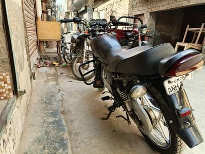 gs 150se Suzuki