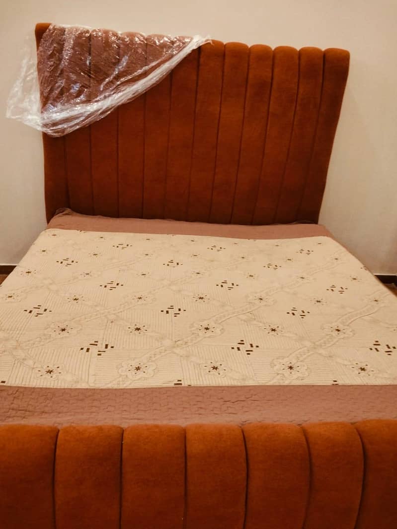 King size bed 2