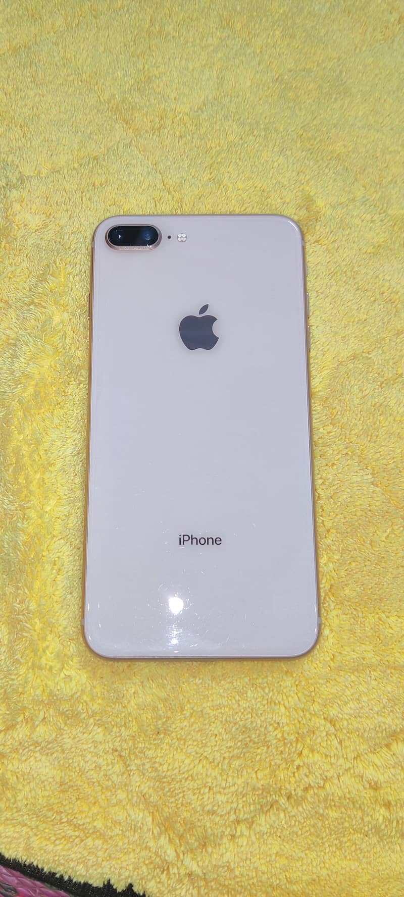 Apple iPhone 8 Plus 2
