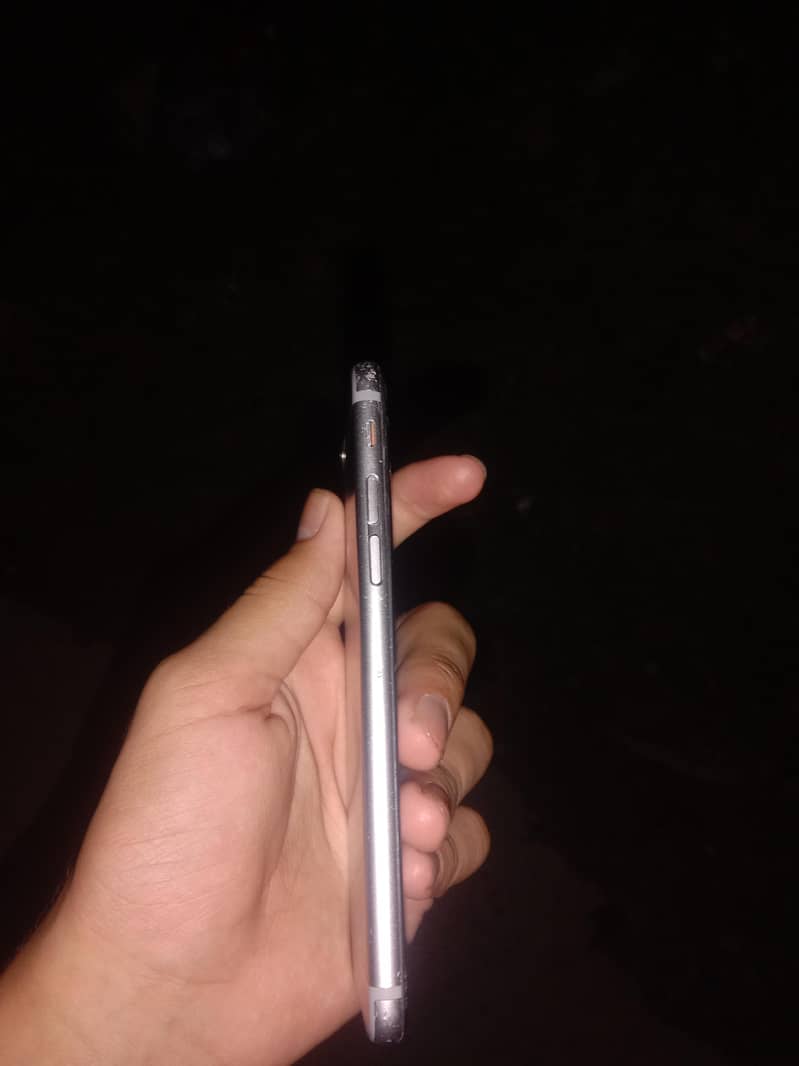 Apple iPhone 6 2