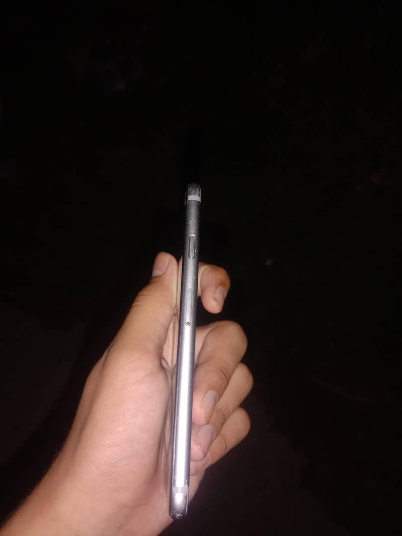 Apple iPhone 6 3