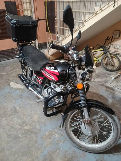 Suzuki GS 150 2026