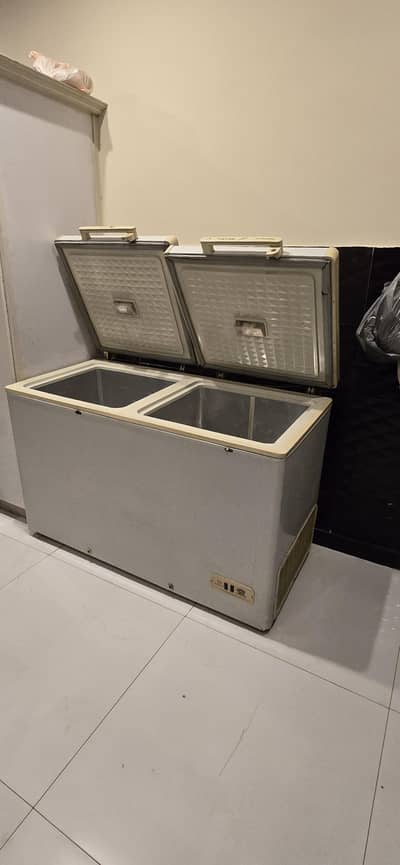 twin double door freezer