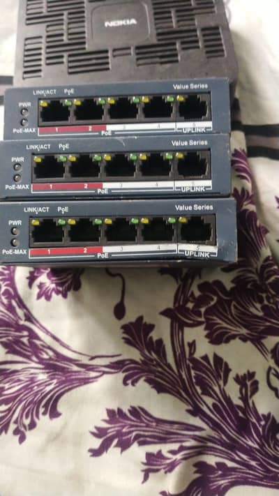 HIKVISION POE 4 channel Switch