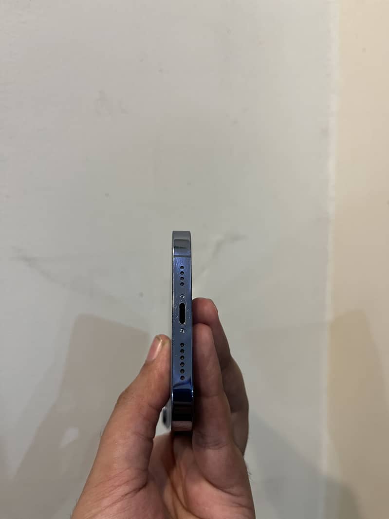 Apple iPhone 13 Pro Max 3