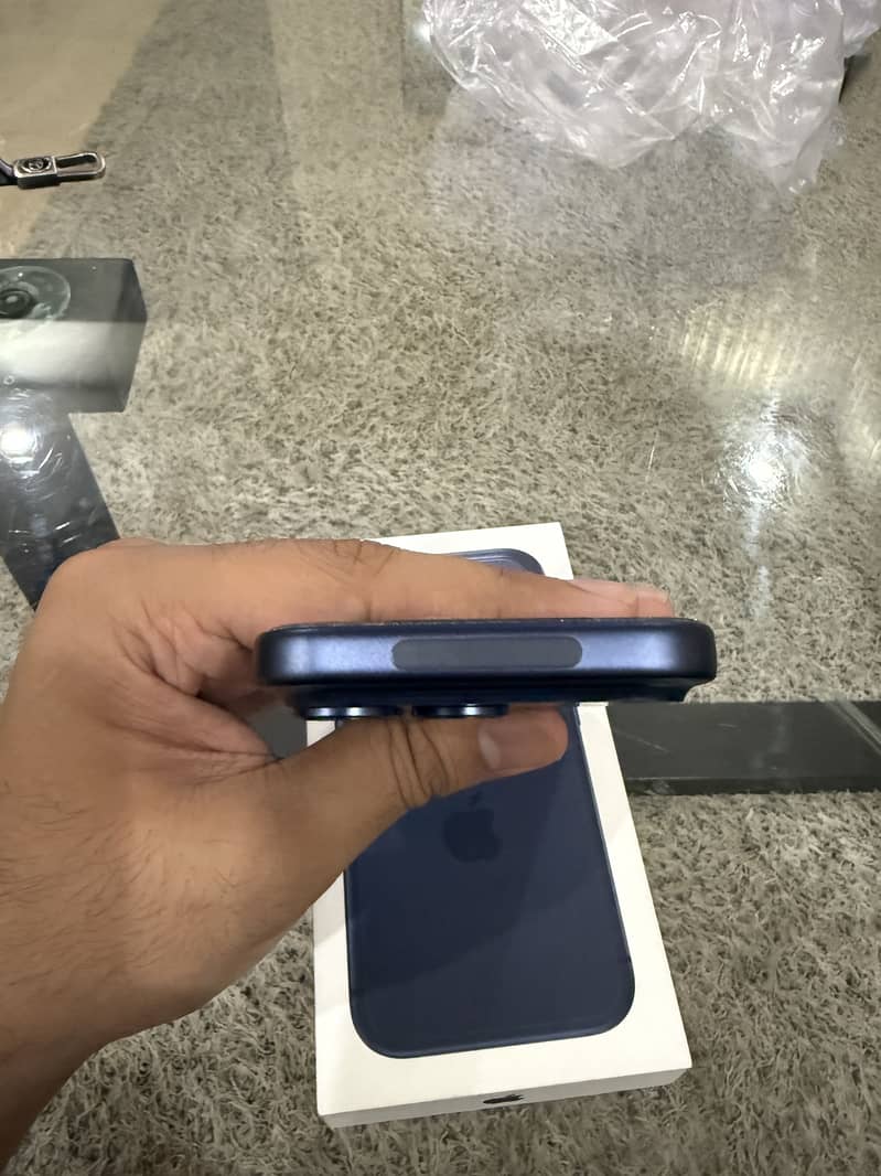Apple iPhone 17 Pro 4