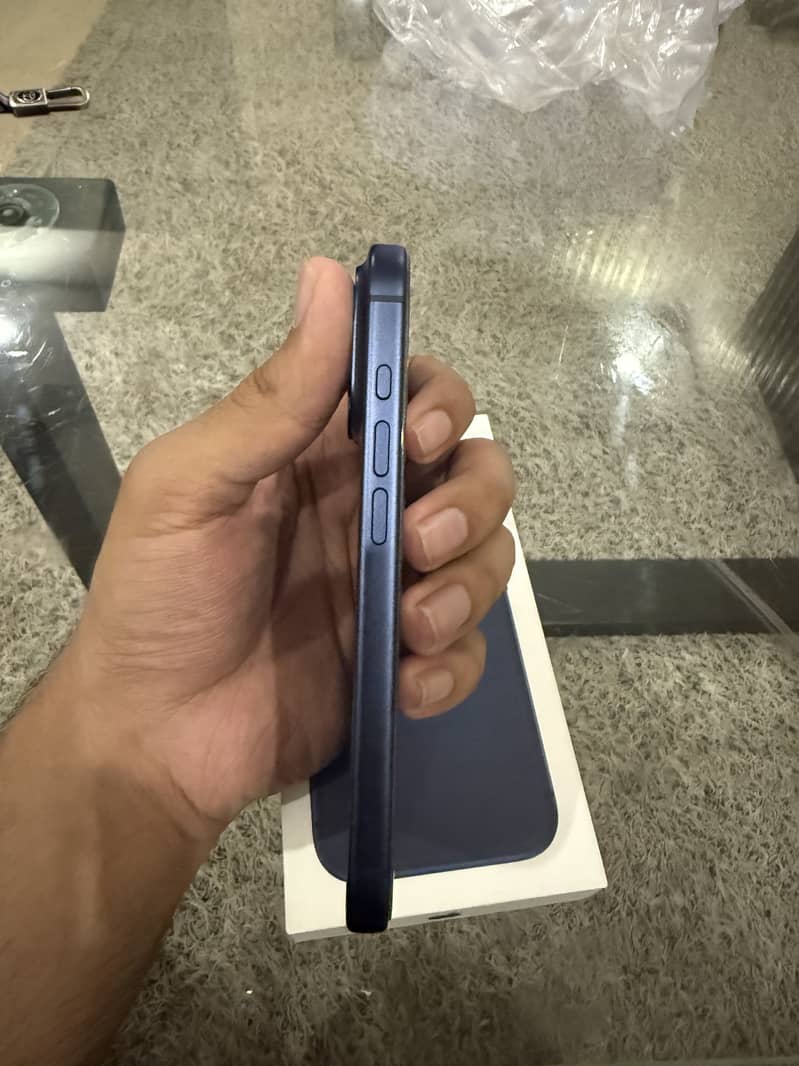 Apple iPhone 17 Pro 6