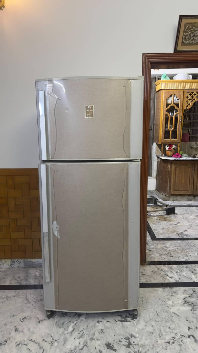 Dawlance fridge 0