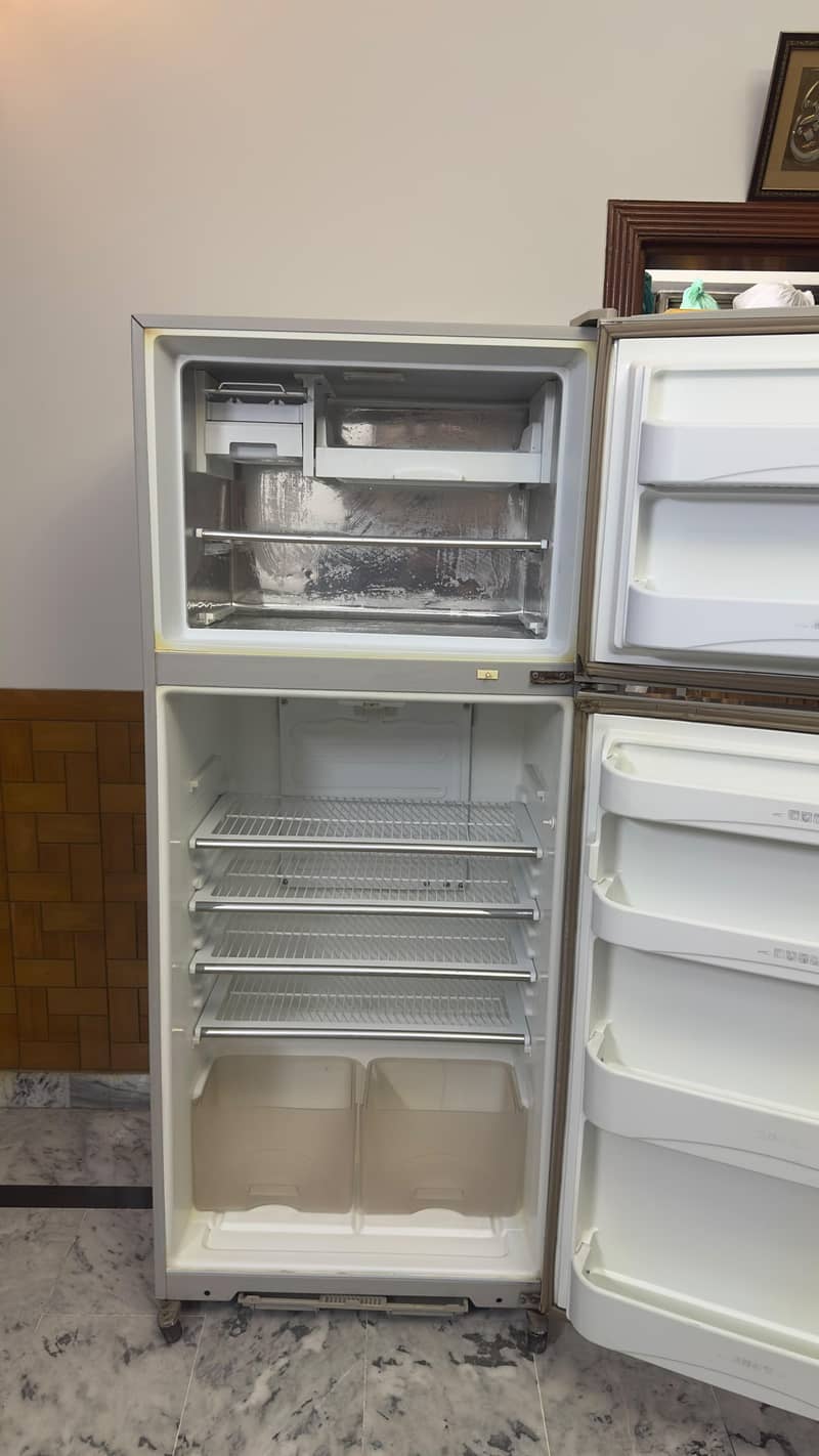 Dawlance fridge 1