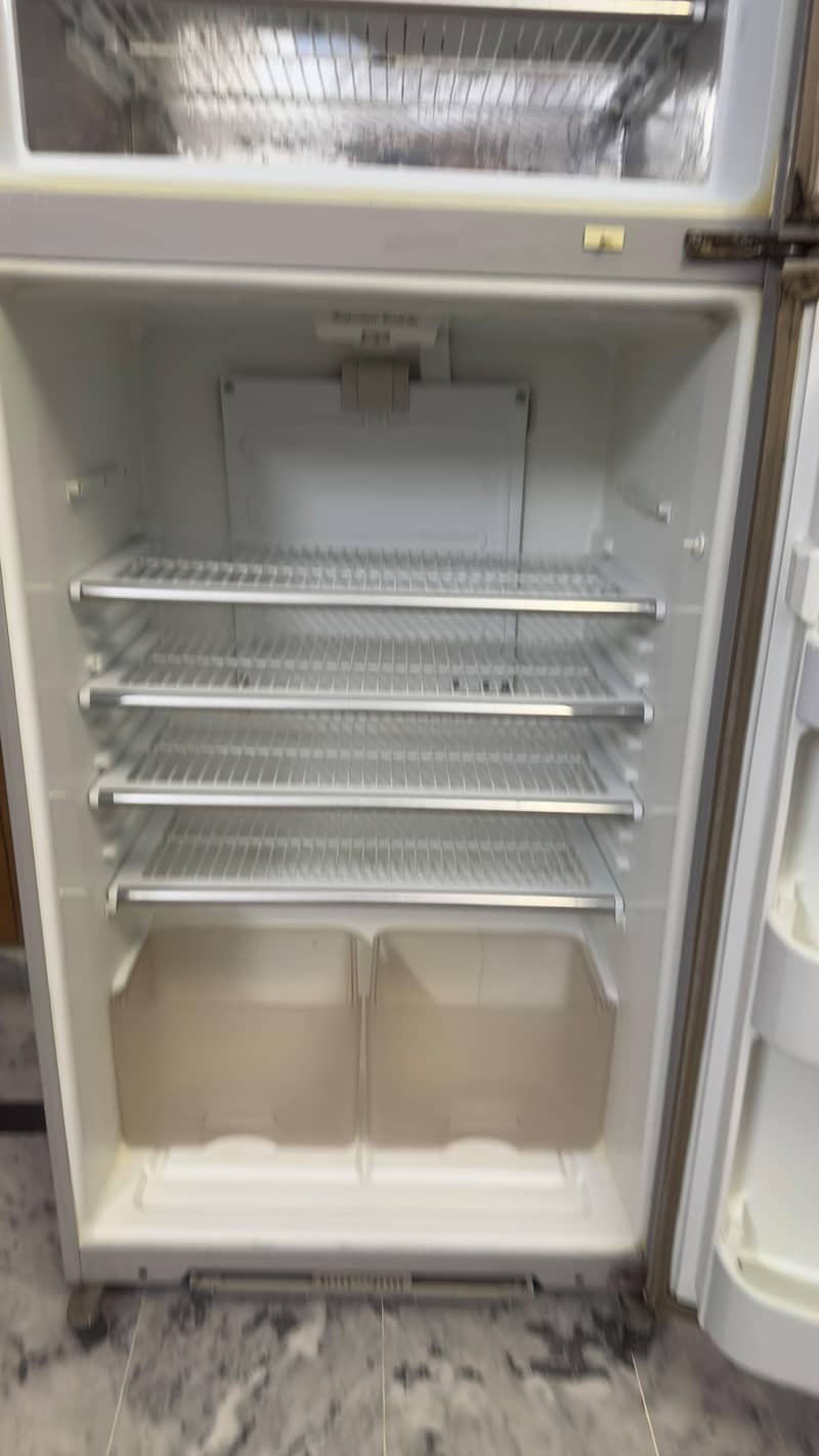 Dawlance fridge 5