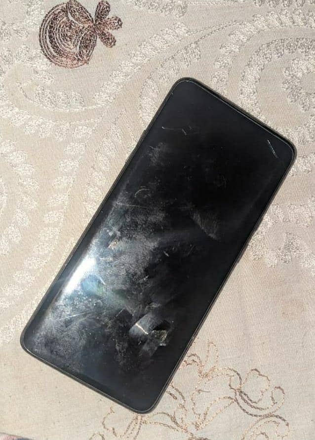One Plus 7 Pro 6