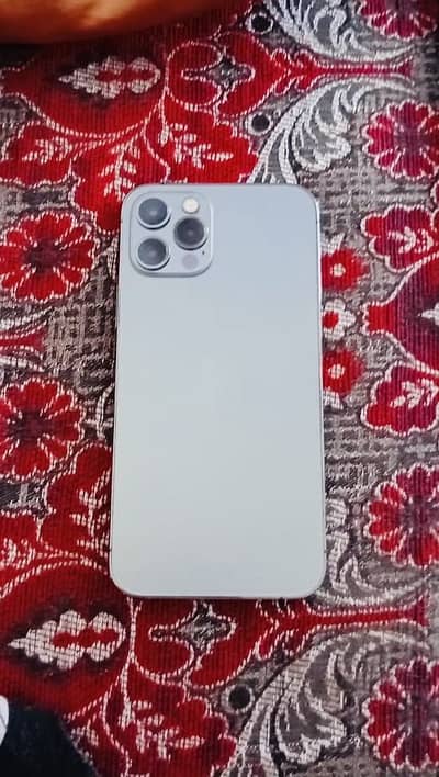 Apple iPhone 12 Pro