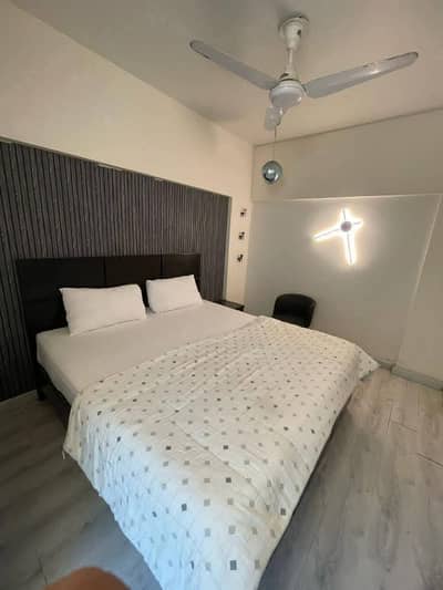 One bed luxury furnished apartment for per day rent