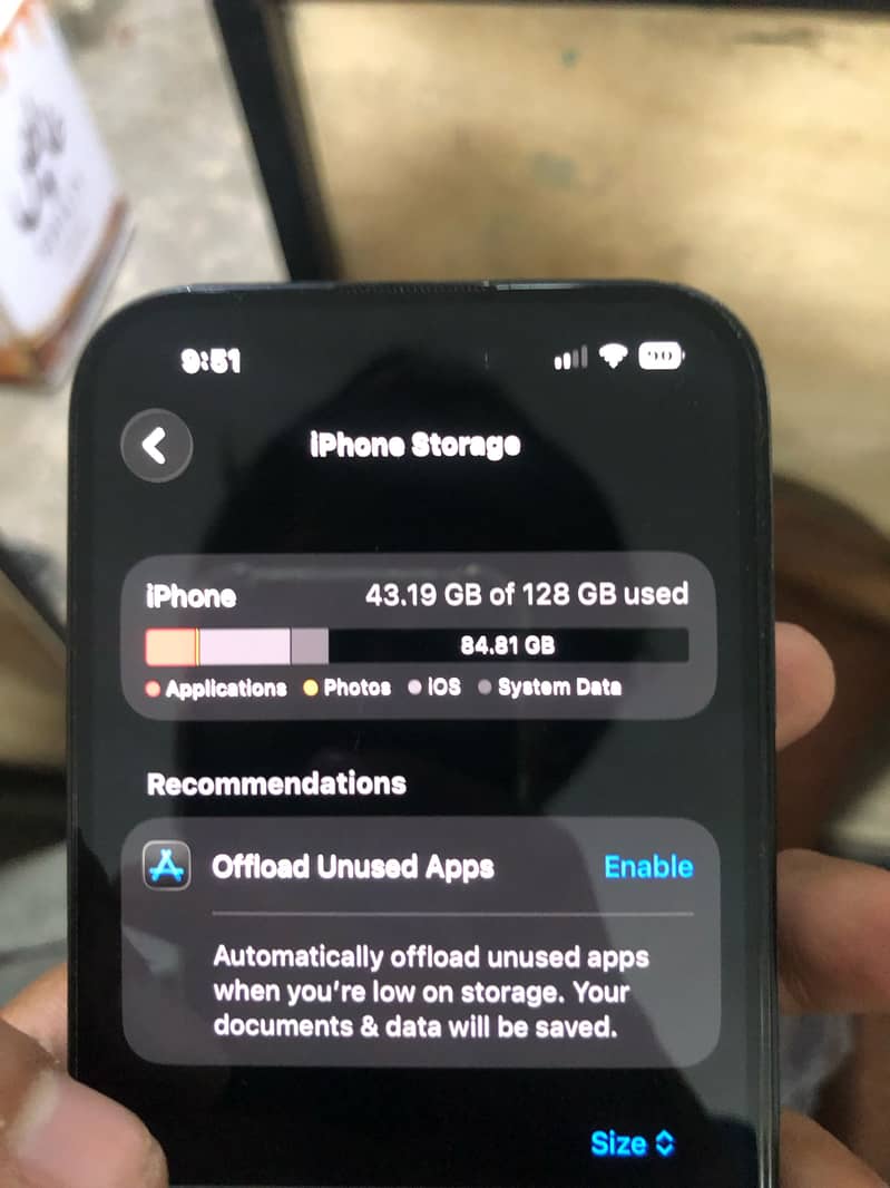 Apple iPhone 16 1