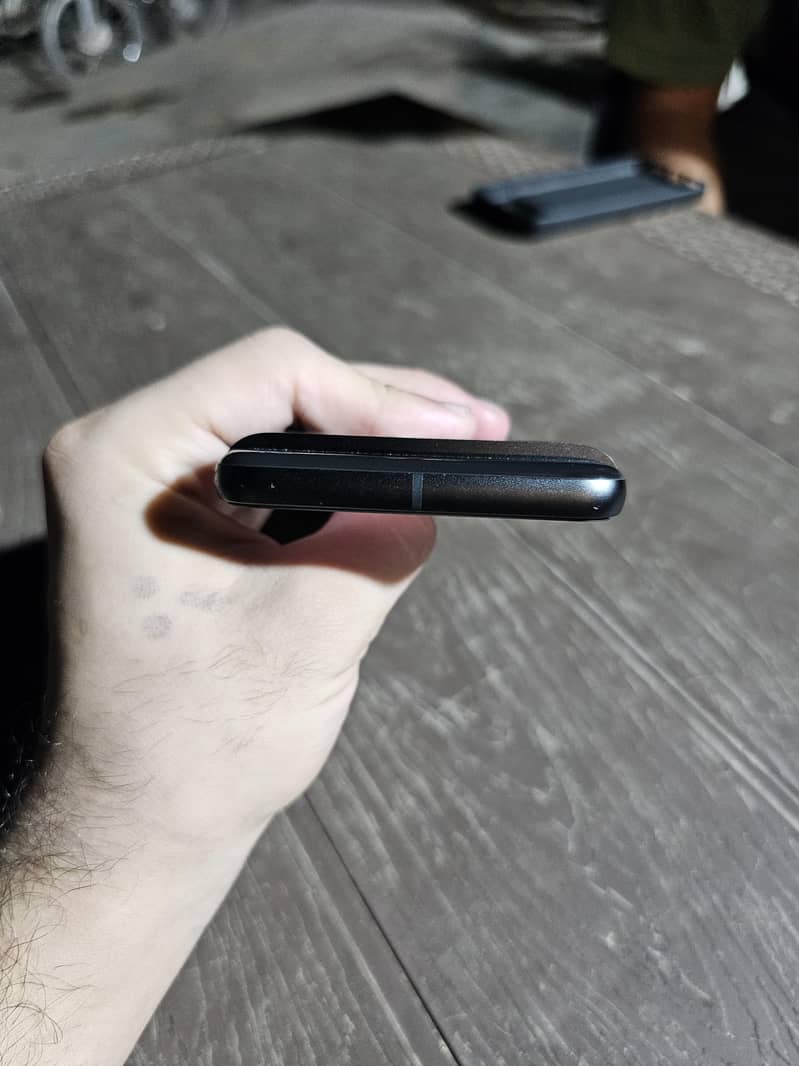 Google Pixel 8 3