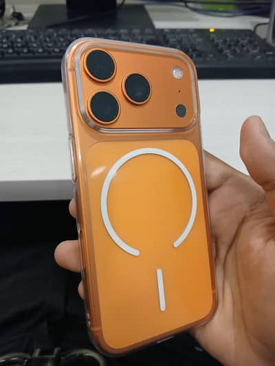 Apple iPhone 17 Pro Underwarranty