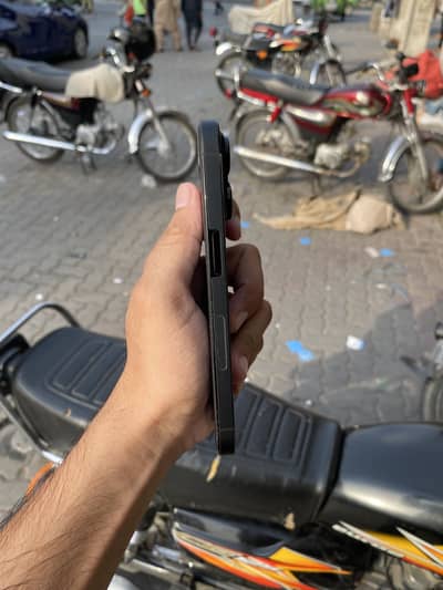 Apple iPhone 14 Pro